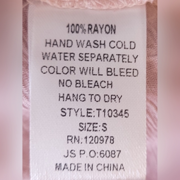 Entro Cropped Tie Blouse Size Small Pink V-neck Flowing Boho 💕 - Picture 4 of 5